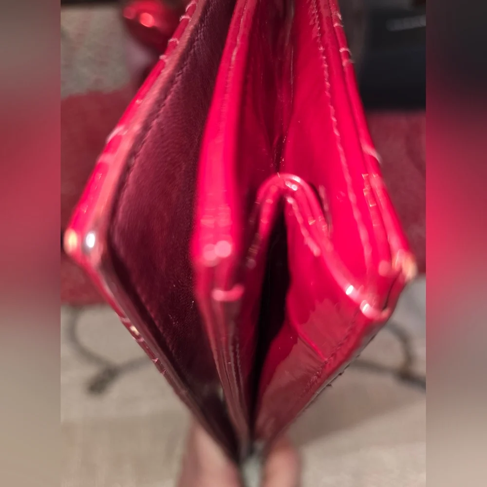Pre-owned Authenic DIOR Red Patent Cannage Lady Dior Convertible Clutch - Picture 8 of 14